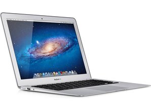 Apple                            MacBook Air (13", dual-core i5, 1800 MHz, 4 GB, 256 GB, Intel HD Graphics 4000)