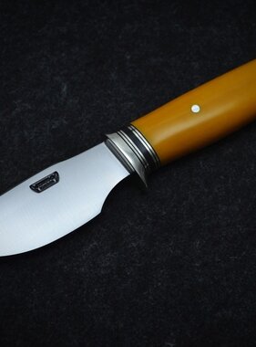 Behring Made Compact Vintage Yellow Alaskan