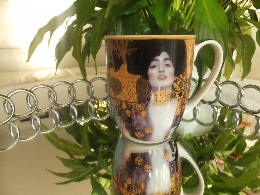 DELUXE by MJS Gustav Klimt Judith coffee cup in gift box