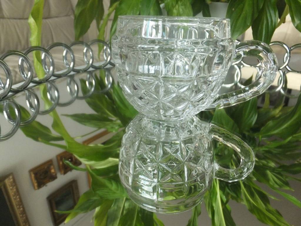 IRENA -  1924  Glass cup / cappuccino glass cup round with integrated ornament in 6 variants.