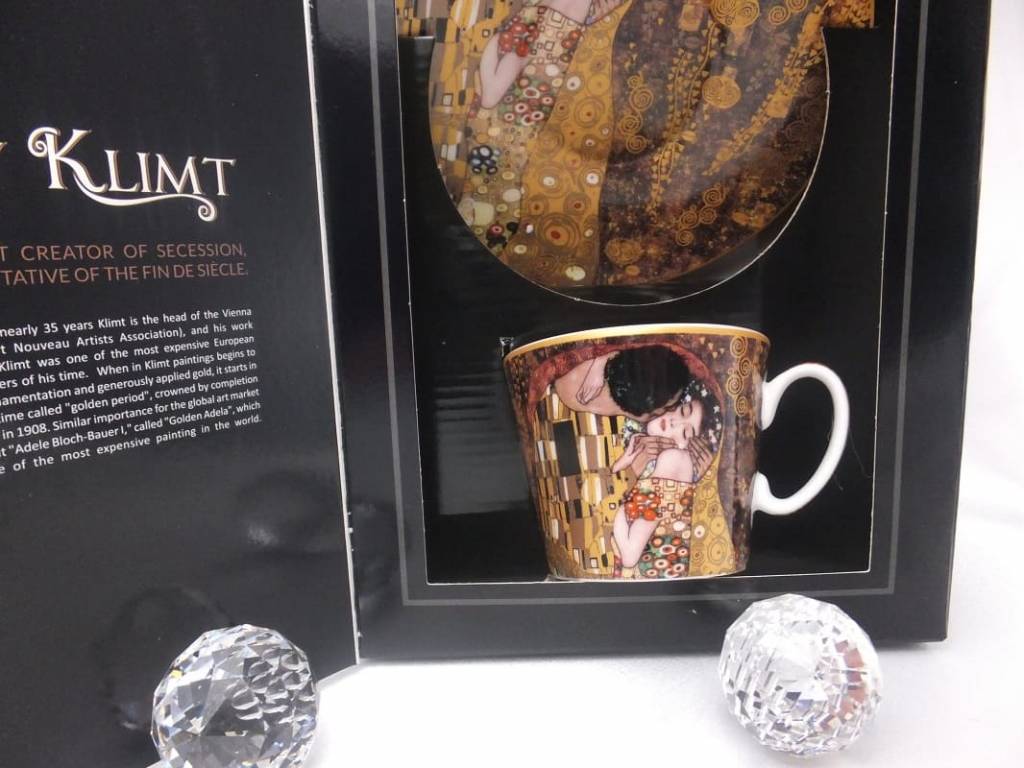 CARMANI - 1990 Gustav Klimt  - Der Kuss -  Braun Kaffeetasse  mit Untertasse