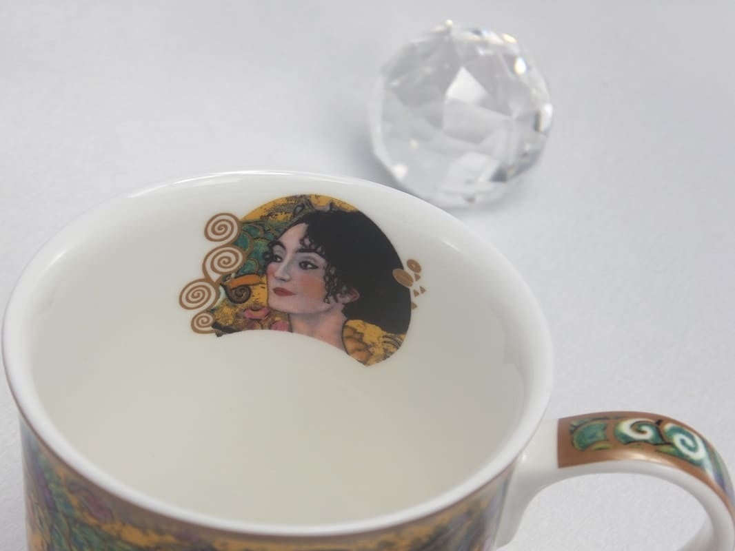 DELUXE by MJS Gustav Klimt -   Dame mit dem Fächer Kaffeetasse in Geschenkbox