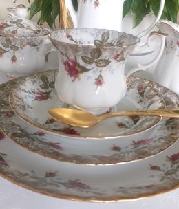 CHODZIEZ 1852 Marie Rose - coffee cup with saucer