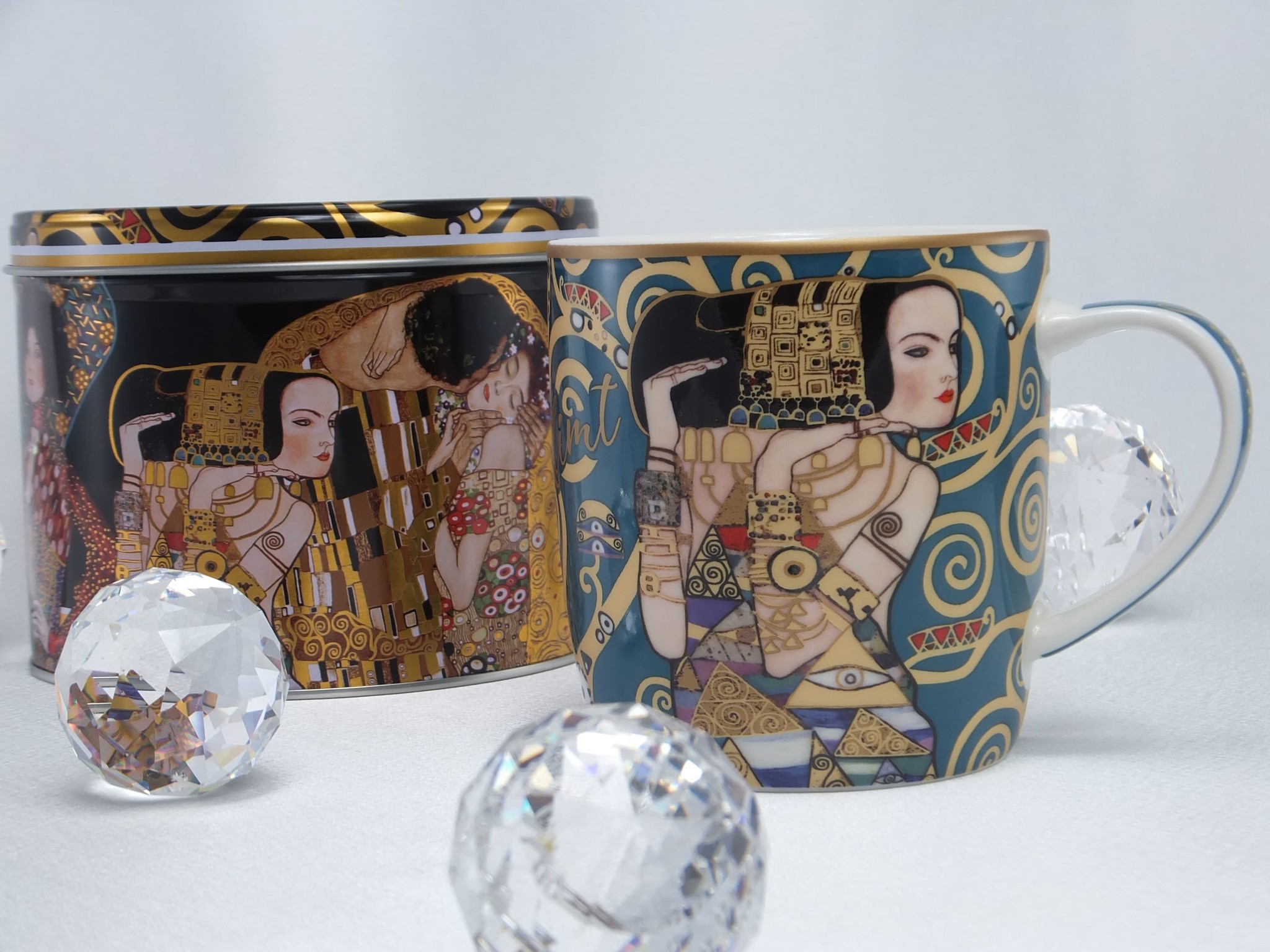 CARMANI - 1990 Gustav Klimt - Expectation - Porcelain coffee cup in a metal box