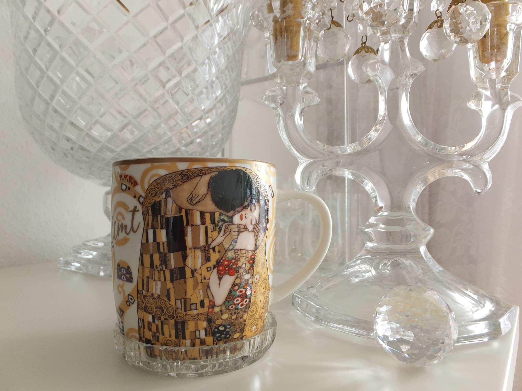 CARMANI - 1990 Gustav Klimt - The Kiss - Porcelain coffee cup in a metal box