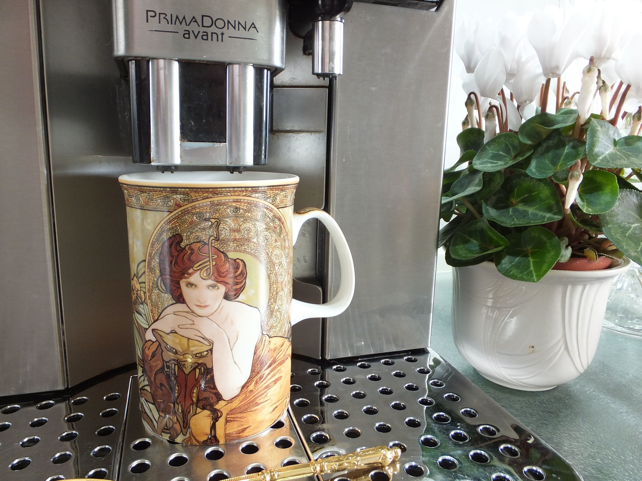 CARMANI - 1990 Alfons Mucha -  The Precious Stones  -Smaragd - Kaffeetasse