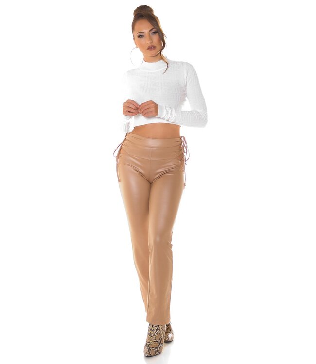 Sexy wetlook flarred pants met hoge taille - beige