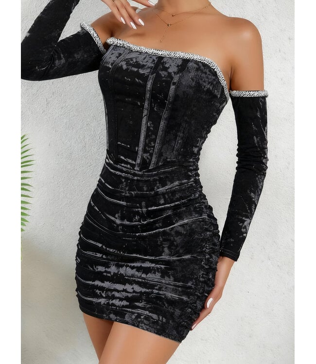 Sexy elegante mini jurkje met off shoulder - zwart