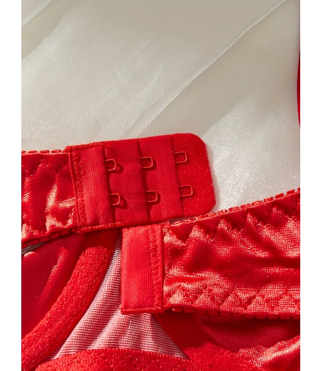 Sexy satijnen open cup bh en open kruis string set - rood