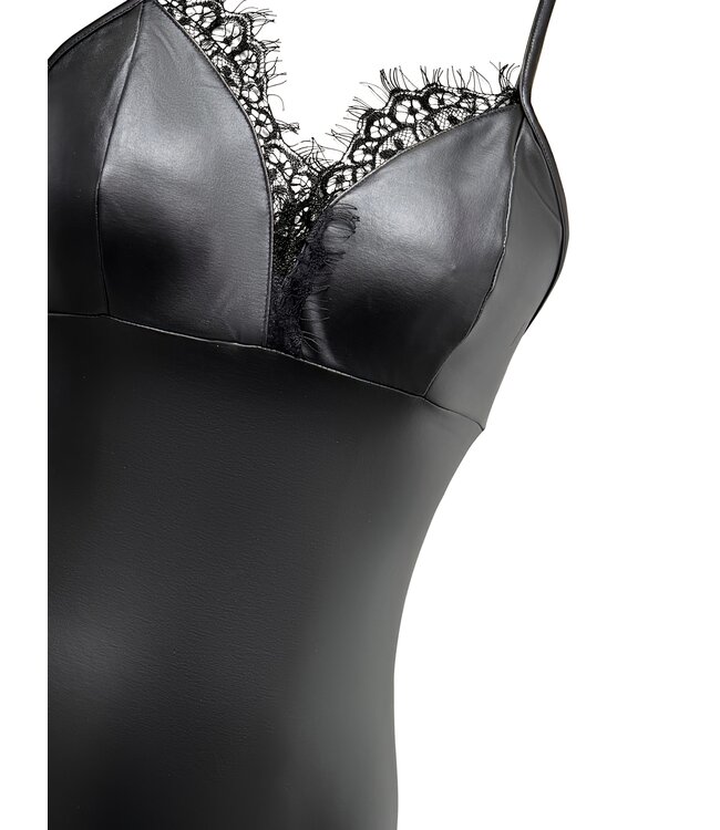 Sexy leatherlook jurkje met eyelashes kant - zwart