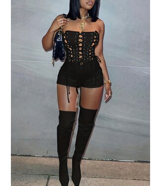 ClassyWear Sexy playsuit met cut out en veters - zwart