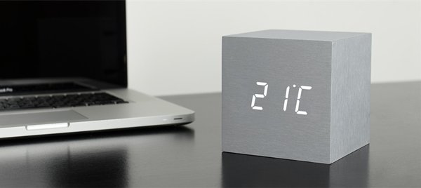 Click Clock Cube maxi aluminium met witte led