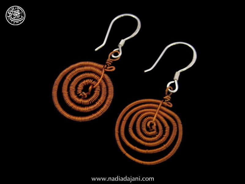 SMALL COPPER SWIRL EARRING WITH SILVER HOOK