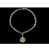 YOUSOR NECKLACE WITH FLORAL ARABESQUE