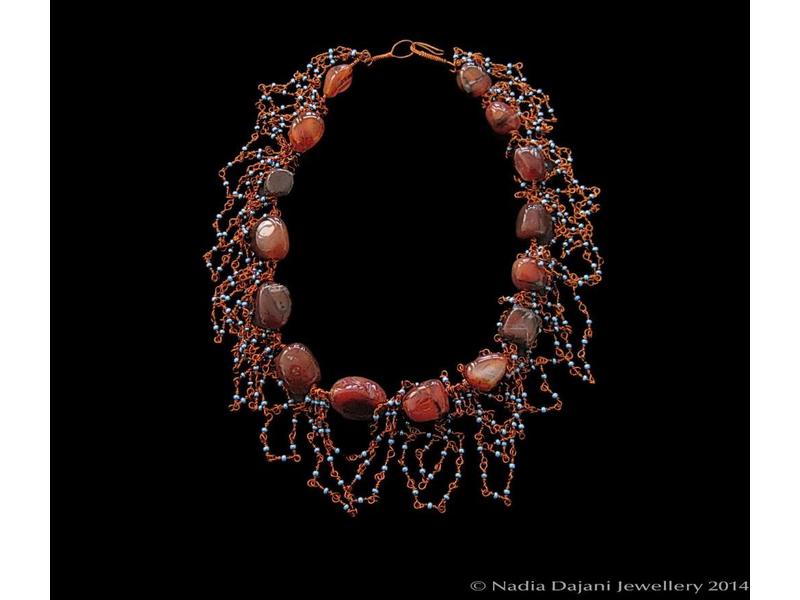 NADIA DAJANI JEWELLERY AGATE NECKLACE WITH COPPER WIRE & BABY BEADS
