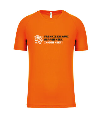 Oranje Fanshirt voor kinderen met tekst "Frenkie en Xavi slapen niet... Ik ook niet"