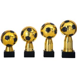 AK 5637 Voetbal trofee goud 4 maten   14-19 CM