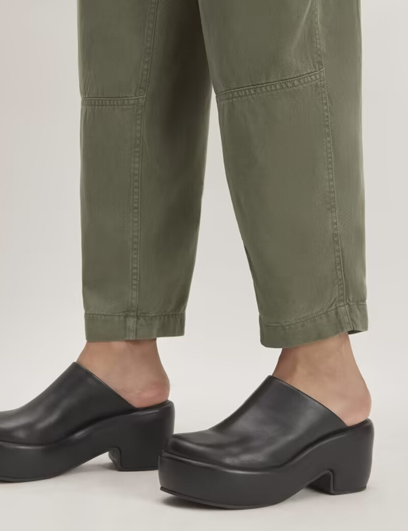 vitae Perform Olive Green Legging