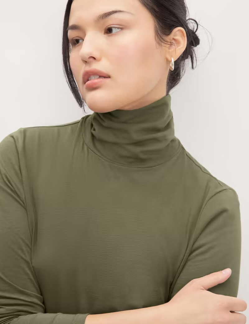 amet Organic Cotton Olive Turtleneck