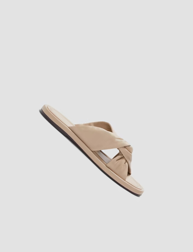 amet Day Twist High Comfort Sandal