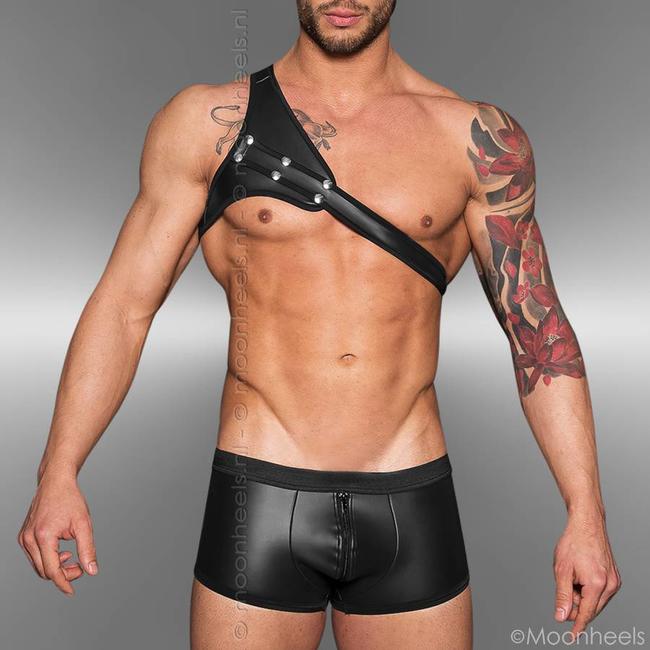 Tough shoulder harness made of neoprene (rubber)