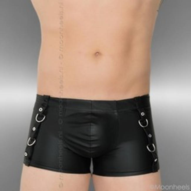 Leather pants with cool rings