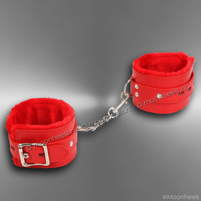 Stoere rood leren handboeien met imi bont