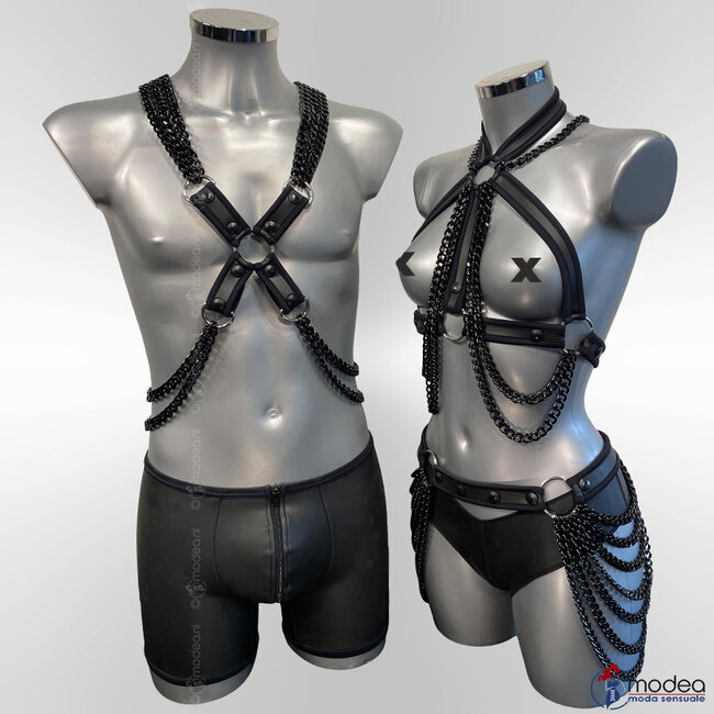 Adjustable neoprene harness with black chic link chain