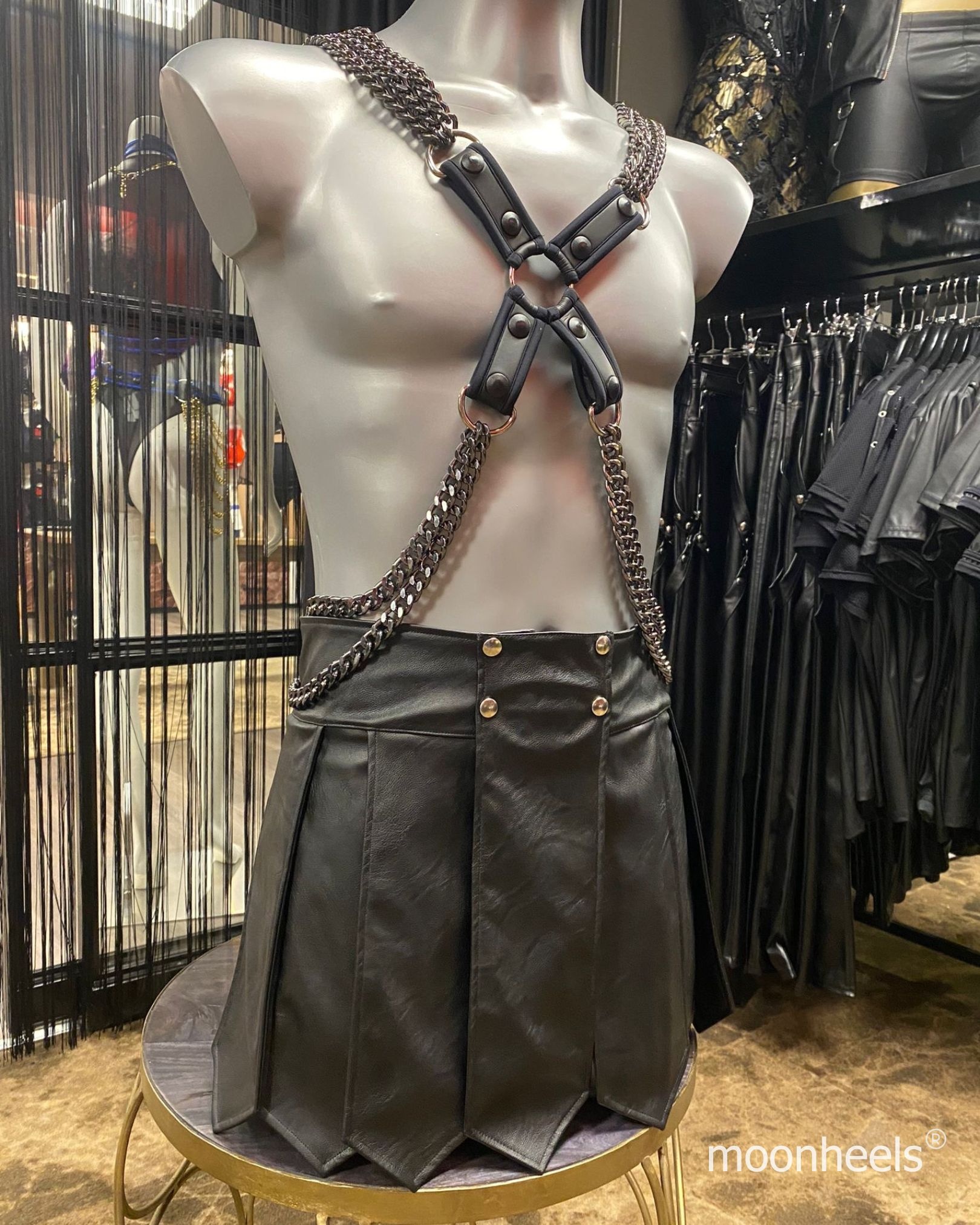 KINKY GLADIATOR SKIRT