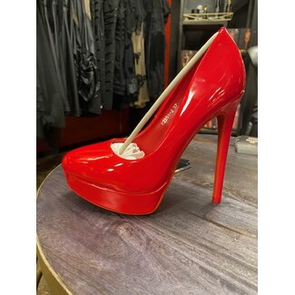 Rode lak high heels met plateau