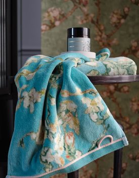 Beddinghouse x Van Gogh Museum Blossom Guest Towel Blue