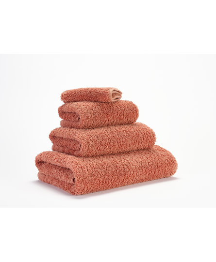 Abyss & Habidecor Super Pile Gastendoekje 30x50 685 terracotta