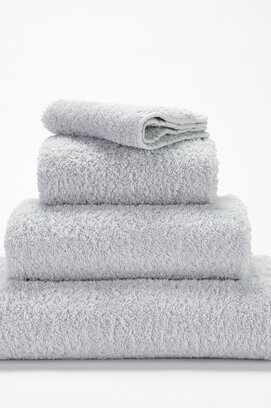 Abyss & Habidecor Super Pile Guest towel 40x75 930 perle