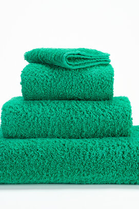 Abyss & Habidecor Super Pile Gastendoekje 40x60 230 emerald