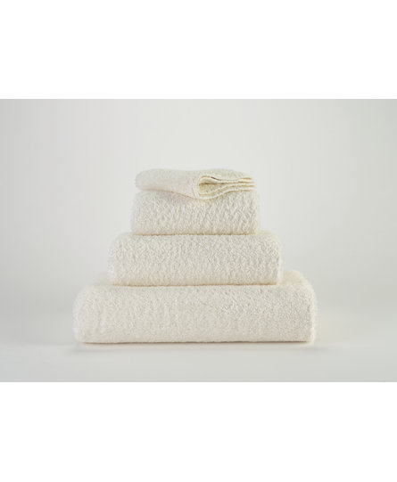 Abyss & Habidecor Super Pile Handdoek 55x100 103 ivory