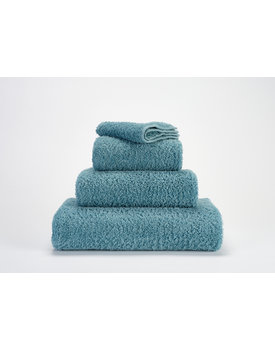 Abyss & Habidecor Super Pile Handdoek 55x100 309 atlantic