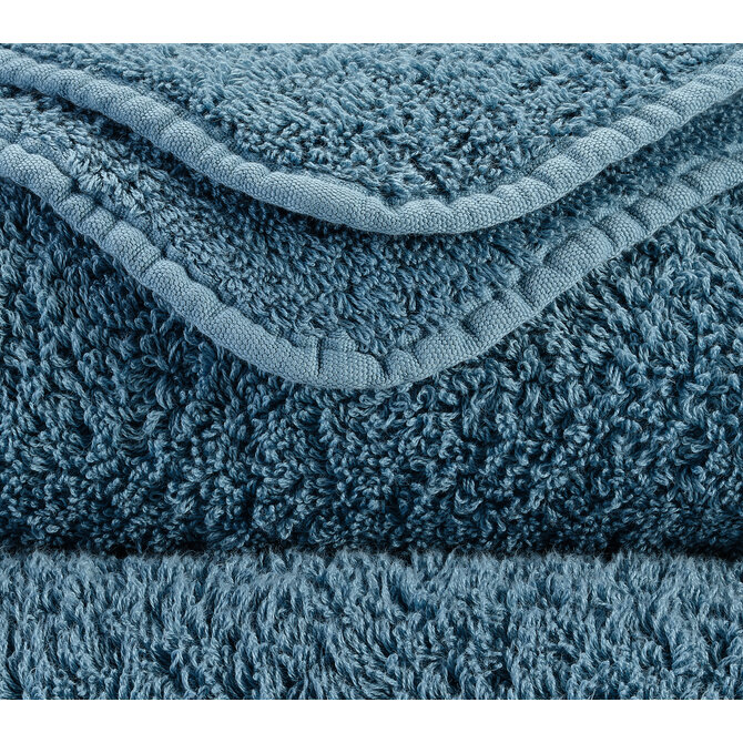 Abyss & Habidecor Super Pile Handdoek 60x110 306 bluestone