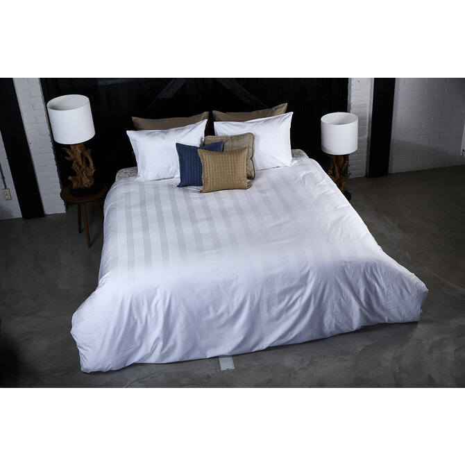 Dommelin Housse de couette Lina Satin 300TC Blanc 140x200/220 cm