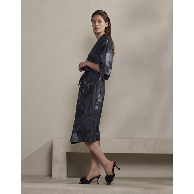 Essenza Sarai Flora Kimono bleu nuit M