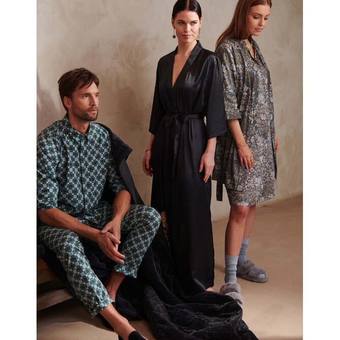 Essenza Sarai Ophelia Kimono rose foncé XL