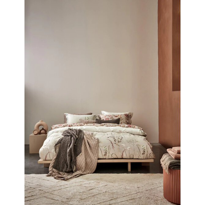 Vandyck Cashmere Glow Dekbedovertrek 2-persoons (200x200/220) linen Vandyck Cashmere Glow Dekbedovertrek 2-persoons (200x200/220) linen