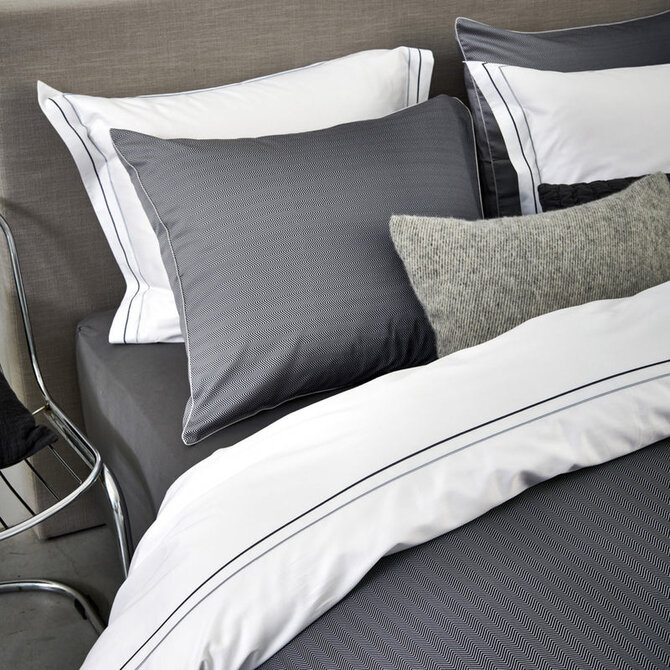 Vandyck Purity Naples Housse de couette 1 personne (140x200/220) off black Vandyck Purity Naples Housse de couette 1 personne (140x200/220) off black