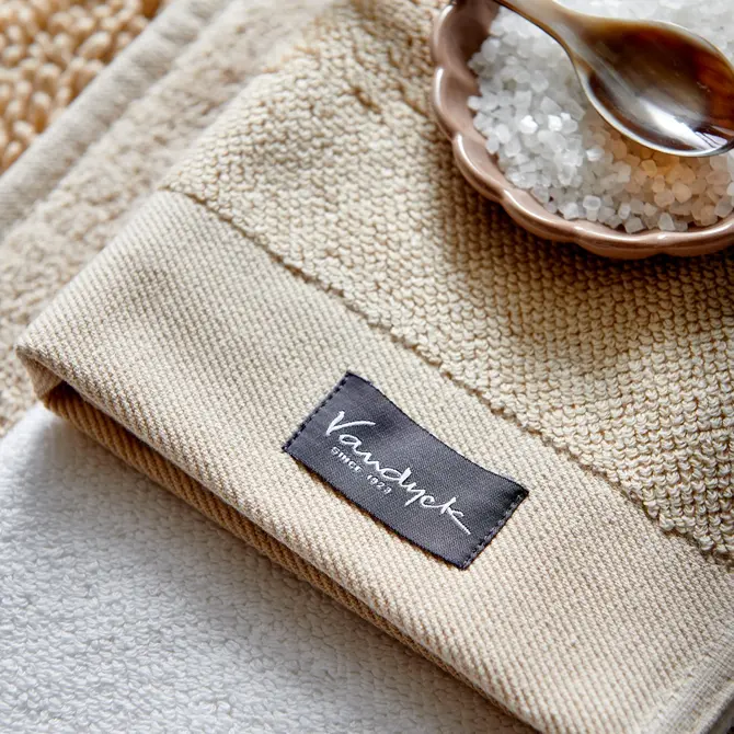 Vandyck Home Towel Uni bleachedsand handdoek 60x110