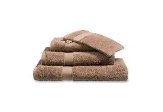 Vandyck Prestige Plain Fudge Towel 60x110