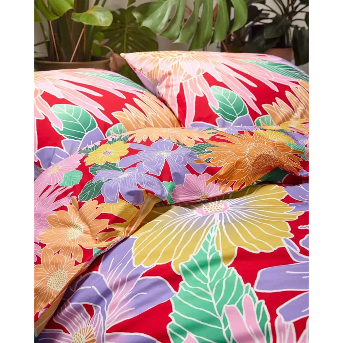 Covers & Co Flower fling Dekbedovertrek Happy red 240x200/220