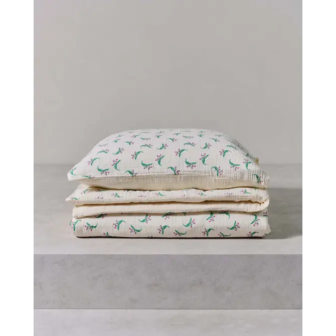 Covers & Co Lily melody Dekbedovertrek Tofu 200x200/220 Covers & Co Lily melody Dekbedovertrek Tofu 200x200/220