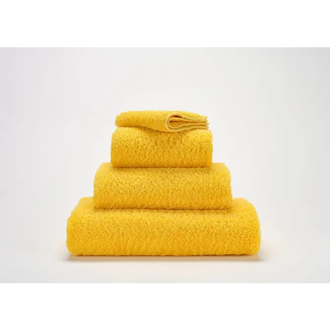 Abyss & Habidecor Super Pile Douchelaken 70x140 830 banane