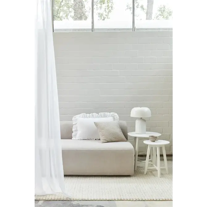 KAAT Amsterdam Sierkussen Faby - White 40x60 cm