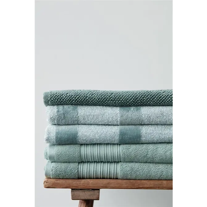 Beddinghouse Sheer Stripe Washandje  Groen 16x22 cm