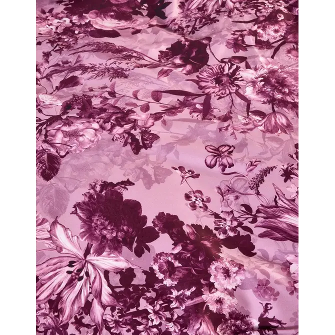 Essenza Rosemary Dekbedovertrek Spot on pink 260x200/220 Essenza Rosemary Dekbedovertrek Spot on pink 260x200/220